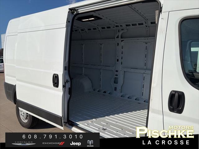 2025 Ram ProMaster 2500 Cargo Van Tradesman High Roof 159" WB w/Pass Seat
