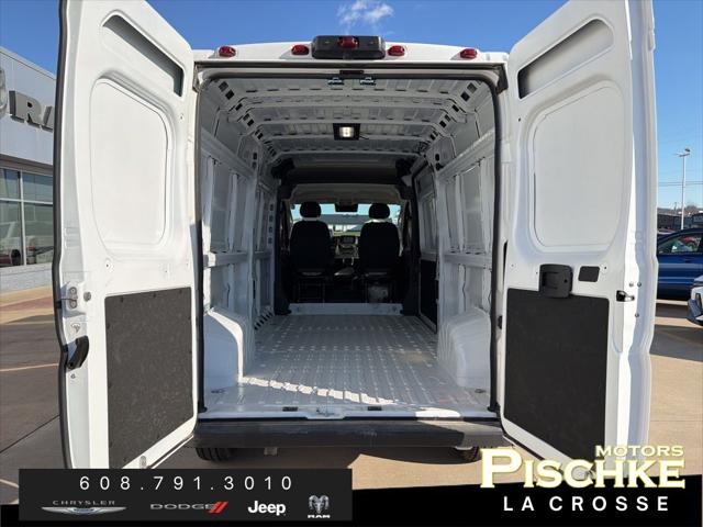 2025 Ram ProMaster 2500 Cargo Van Tradesman High Roof 159" WB w/Pass Seat