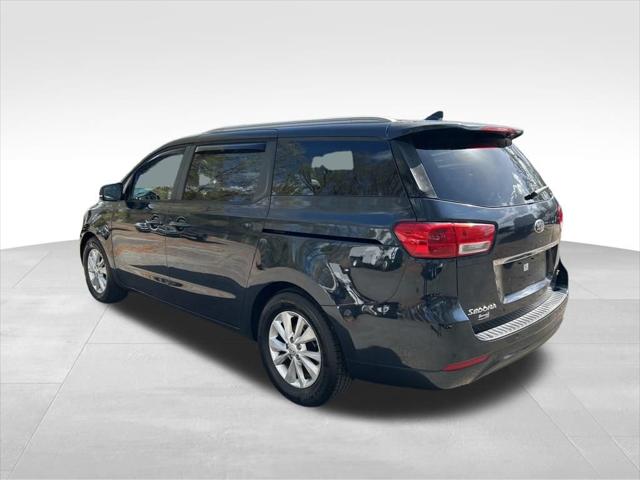 2016 Kia Sedona LX