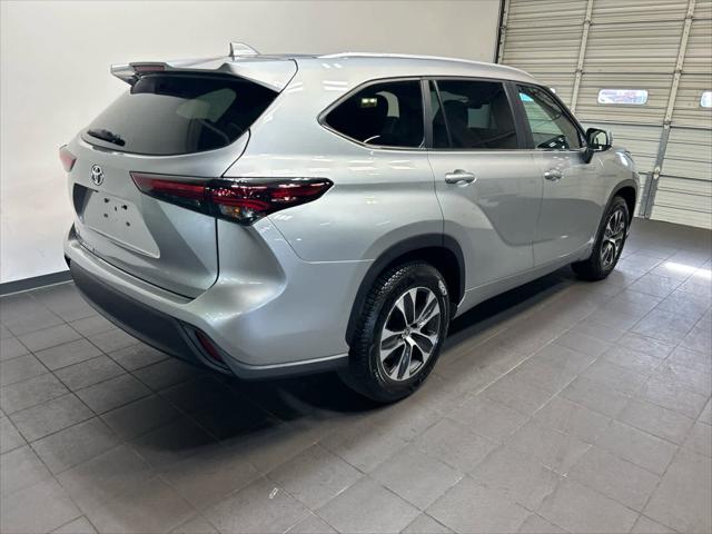 2024 Toyota Highlander XLE 2024 Toyota Highlander XLE