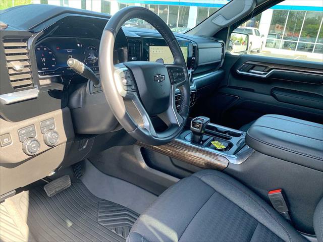 2023 Chevrolet Silverado 1500 4WD Crew Cab Short Bed LT Trail Boss