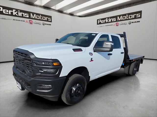 2026 RAM Ram 3500 Chassis Cab RAM 3500 TRADESMAN CREW CAB CHASSIS 4X4 60 CA