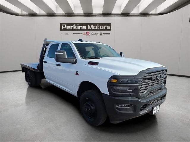 2026 RAM Ram 3500 Chassis Cab RAM 3500 TRADESMAN CREW CAB CHASSIS 4X4 60 CA