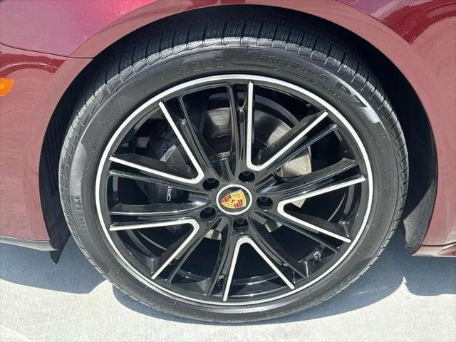 2023 Porsche Panamera Platinum Edition
