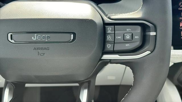 2026 Jeep Cherokee Laredo 4x4