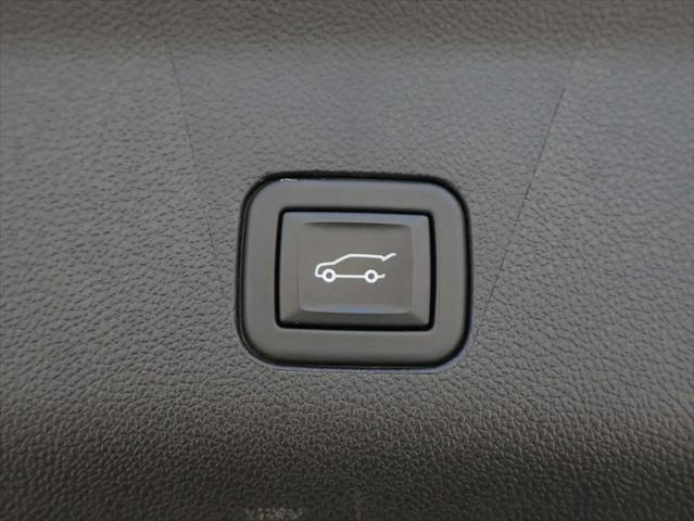 2024 GMC Yukon 4WD SLT