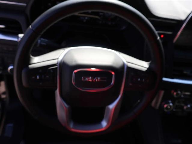2024 GMC Yukon 4WD SLT