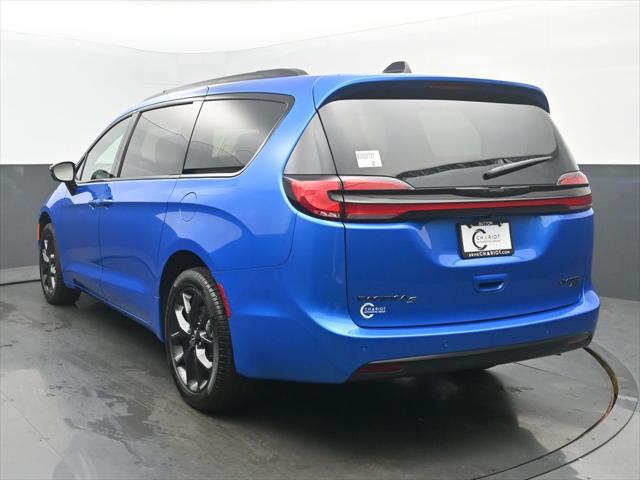 2026 Chrysler Pacifica Limited AWD