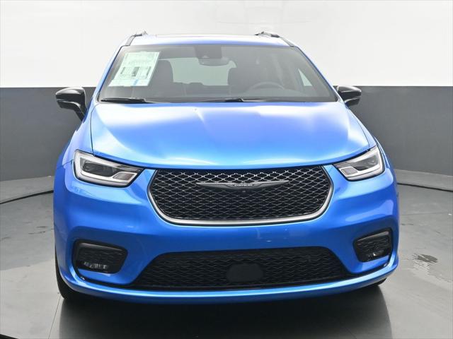 2026 Chrysler Pacifica Limited AWD