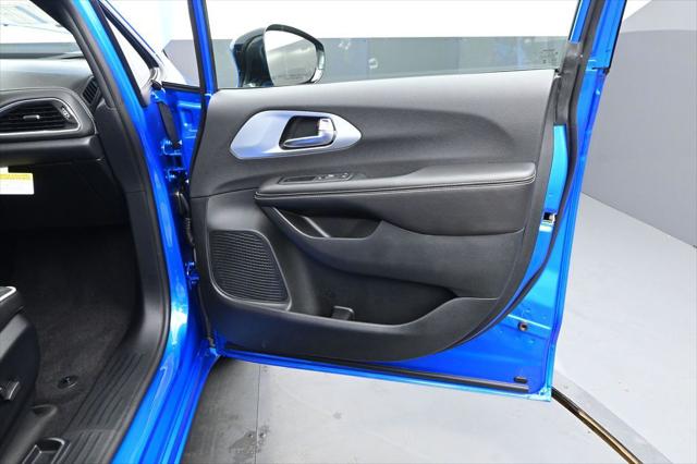2026 Chrysler Pacifica Limited AWD