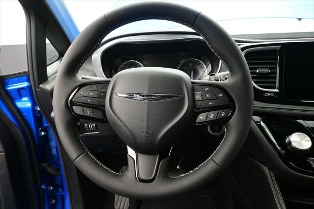 2026 Chrysler Pacifica Limited AWD