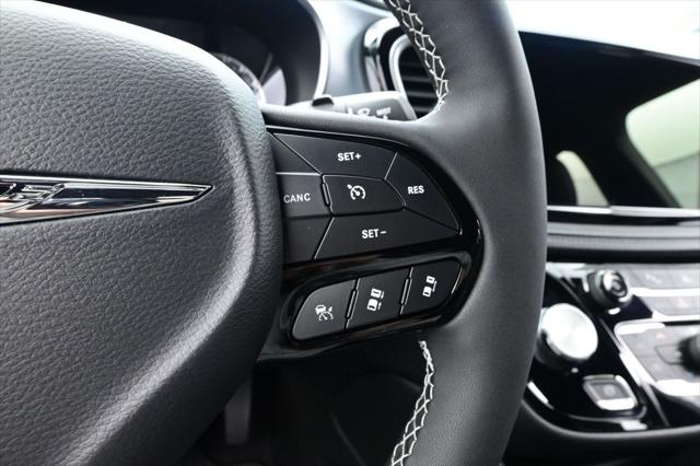 2026 Chrysler Pacifica Limited AWD