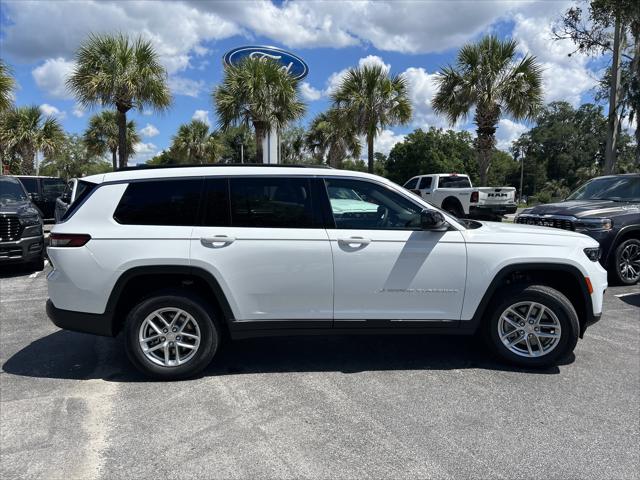 2026 Jeep Grand Cherokee Altitude 4x2