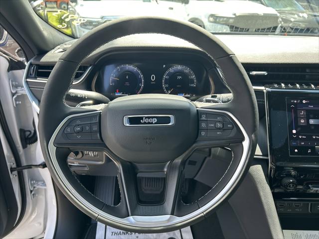 2026 Jeep Grand Cherokee Altitude 4x2
