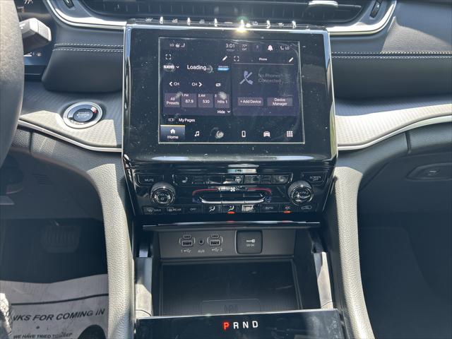 2026 Jeep Grand Cherokee Altitude 4x2