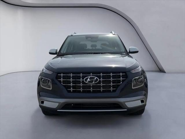 2026 Hyundai Venue SEL w/Two-Tone Roof