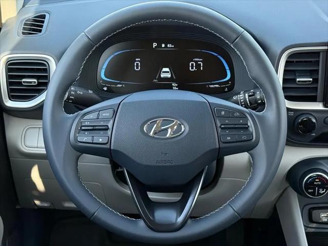 2026 Hyundai Venue SEL w/Two-Tone Roof