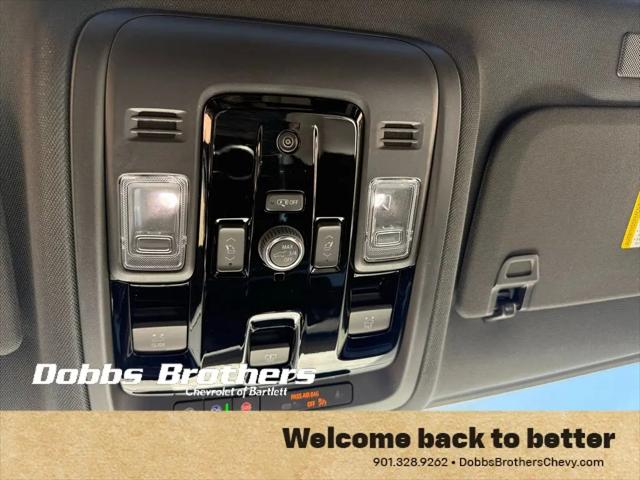 2026 Chevrolet Suburban RST, 4WD