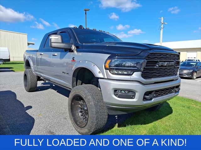 2024 RAM 3500 Limited Mega Cab 4x4 64 Box