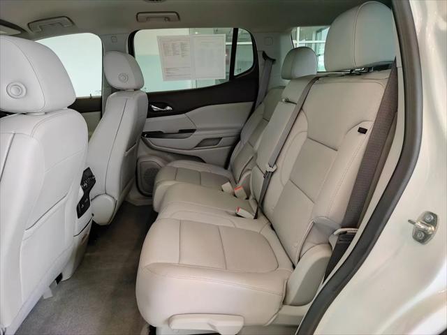 2023 GMC Acadia AWD SLT