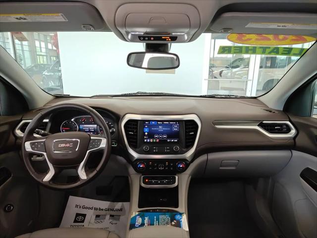 2023 GMC Acadia AWD SLT
