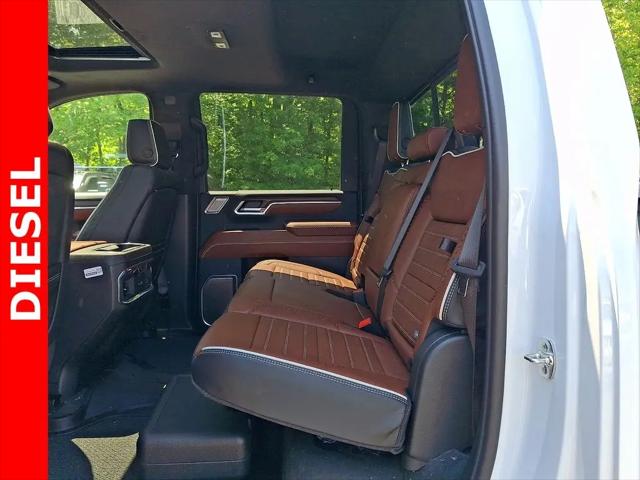 2026 GMC Sierra 2500HD Crew Cab, Standard Bed, Denali Ultimate, 4WD
