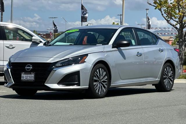 2024 Nissan Altima SV FWD