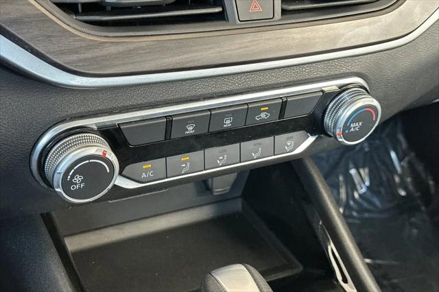 2024 Nissan Altima SV FWD