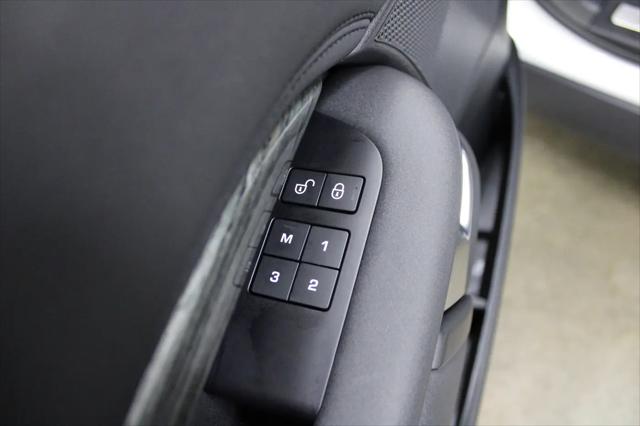 2020 Land Rover Discovery HSE