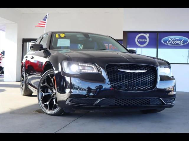 2019 Chrysler 300 Touring for sale in Orlando, FL