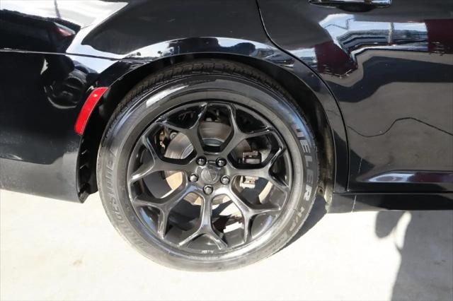 2019 Chrysler 300 Touring