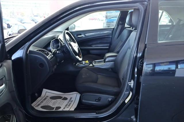2019 Chrysler 300 Touring