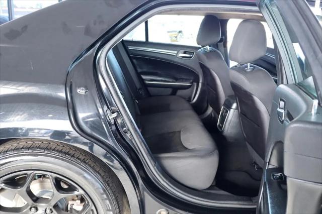 2019 Chrysler 300 Touring