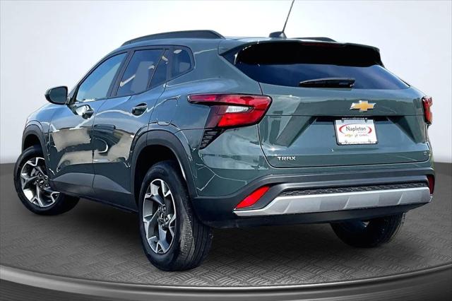 2025 Chevrolet Trax FWD LT