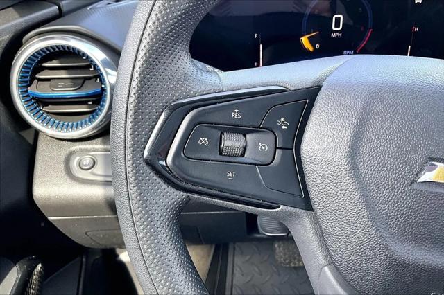 2025 Chevrolet Trax FWD LT