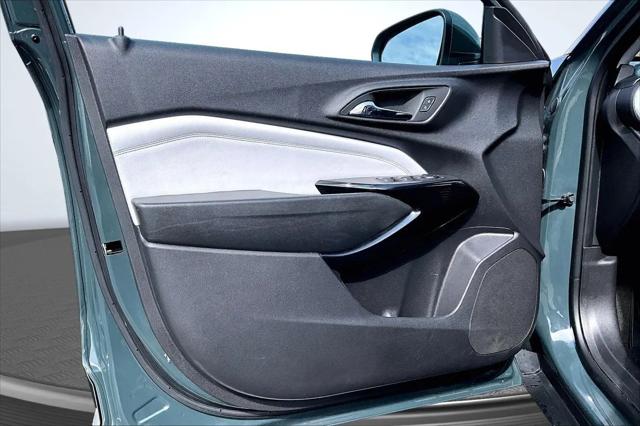 2025 Chevrolet Trax FWD LT