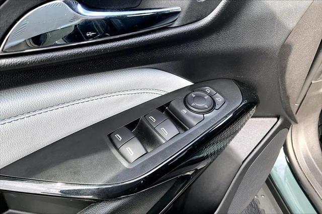 2025 Chevrolet Trax FWD LT