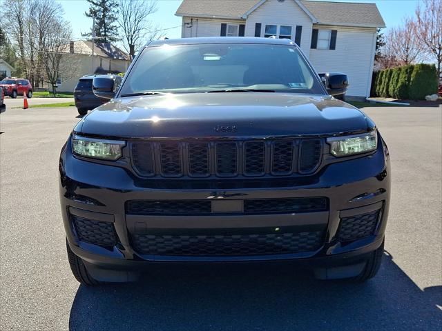 2025 Jeep Grand Cherokee L Altitude 4x4 2025 Jeep Grand Cherokee L Altitude 4x4