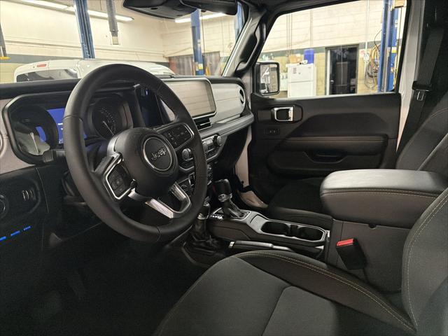 2025 Jeep Wrangler 4xe Sahara 4xe
