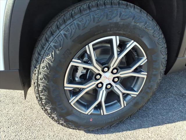 2026 GMC Acadia AT4 AWD