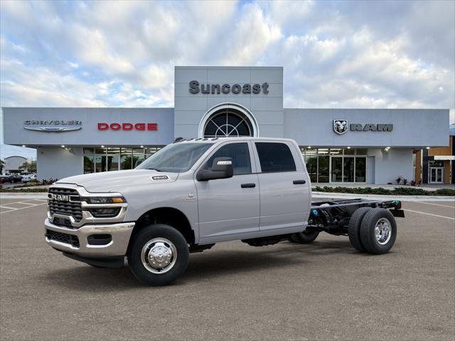 2026 RAM Ram 3500 Chassis Cab RAM 3500 TRADESMAN CREW CAB CHASSIS 4X4 60 CA