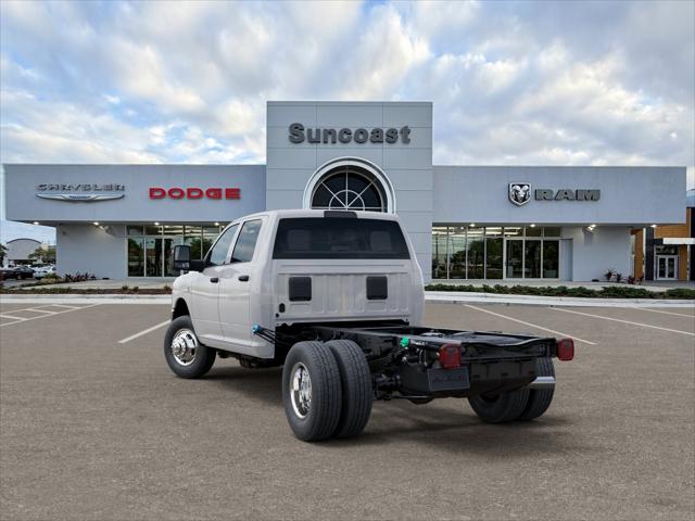 2026 RAM Ram 3500 Chassis Cab RAM 3500 TRADESMAN CREW CAB CHASSIS 4X4 60 CA