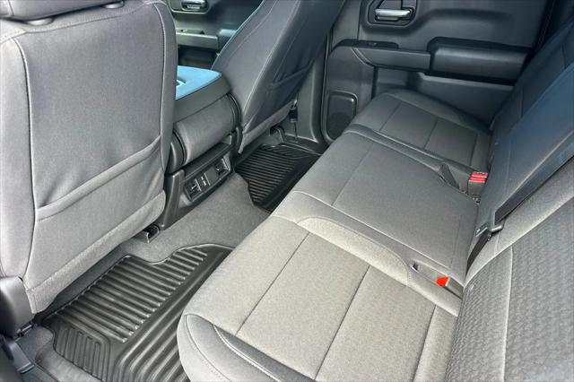 2026 Chevrolet Silverado 1500 4WD Crew Cab Short Bed Custom Trail Boss