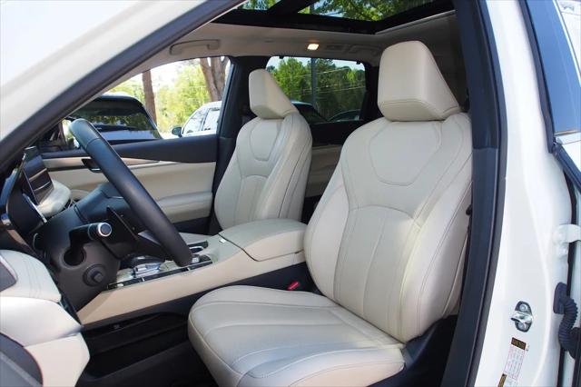 2025 INFINITI QX60 LUXE AWD