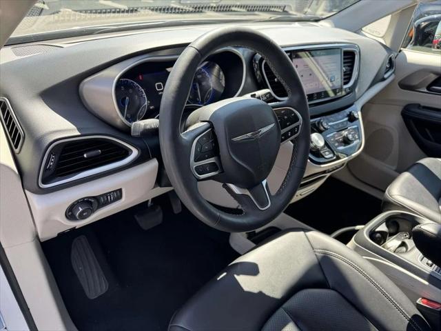 2024 Chrysler Pacifica Touring L 2024 Chrysler Pacifica Touring L