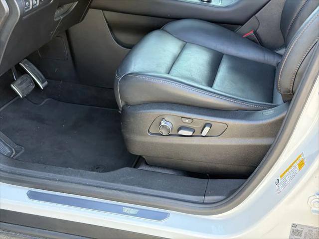 2023 Cadillac XT4 FWD Sport