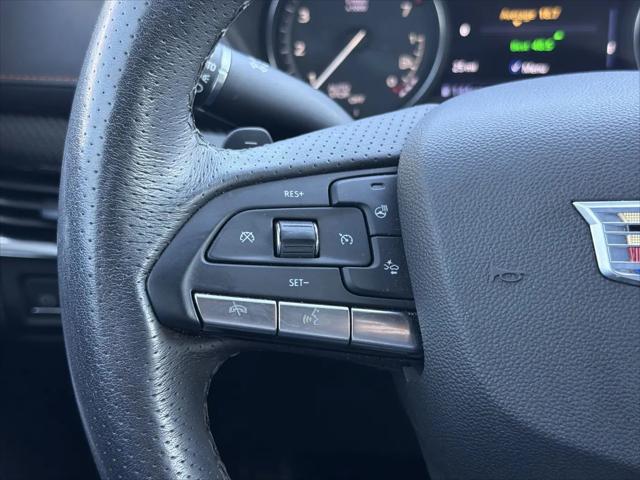2023 Cadillac XT4 FWD Sport