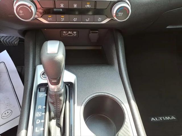2025 Nissan Altima SV FWD