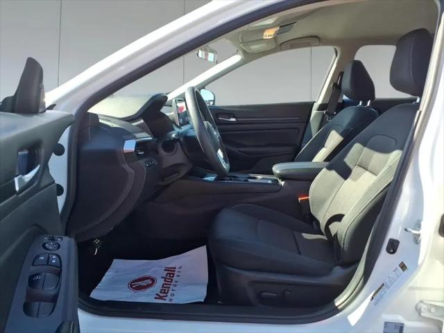 2025 Nissan Altima SV FWD
