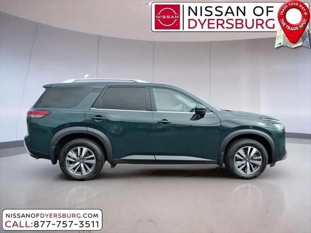 2025 Nissan Pathfinder SL 4WD